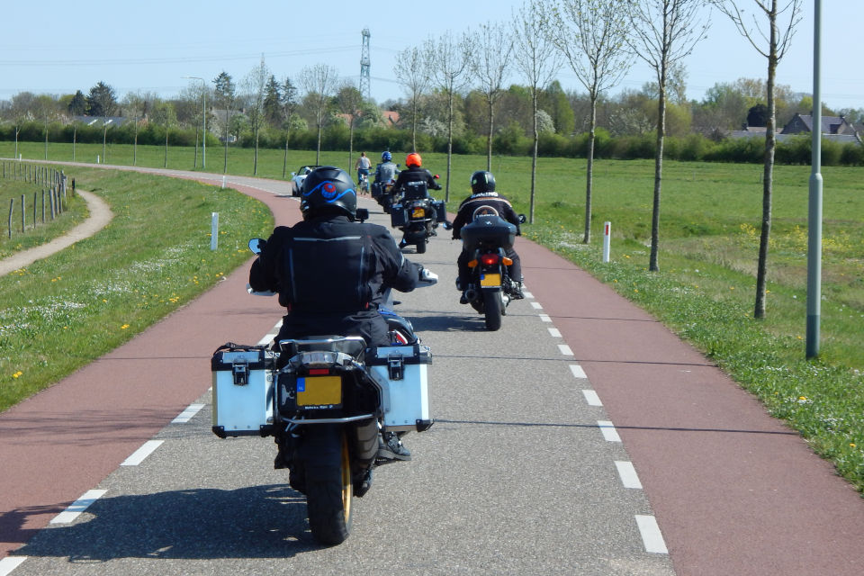 Motorrijbewijspoint Huizen motorrijlessen